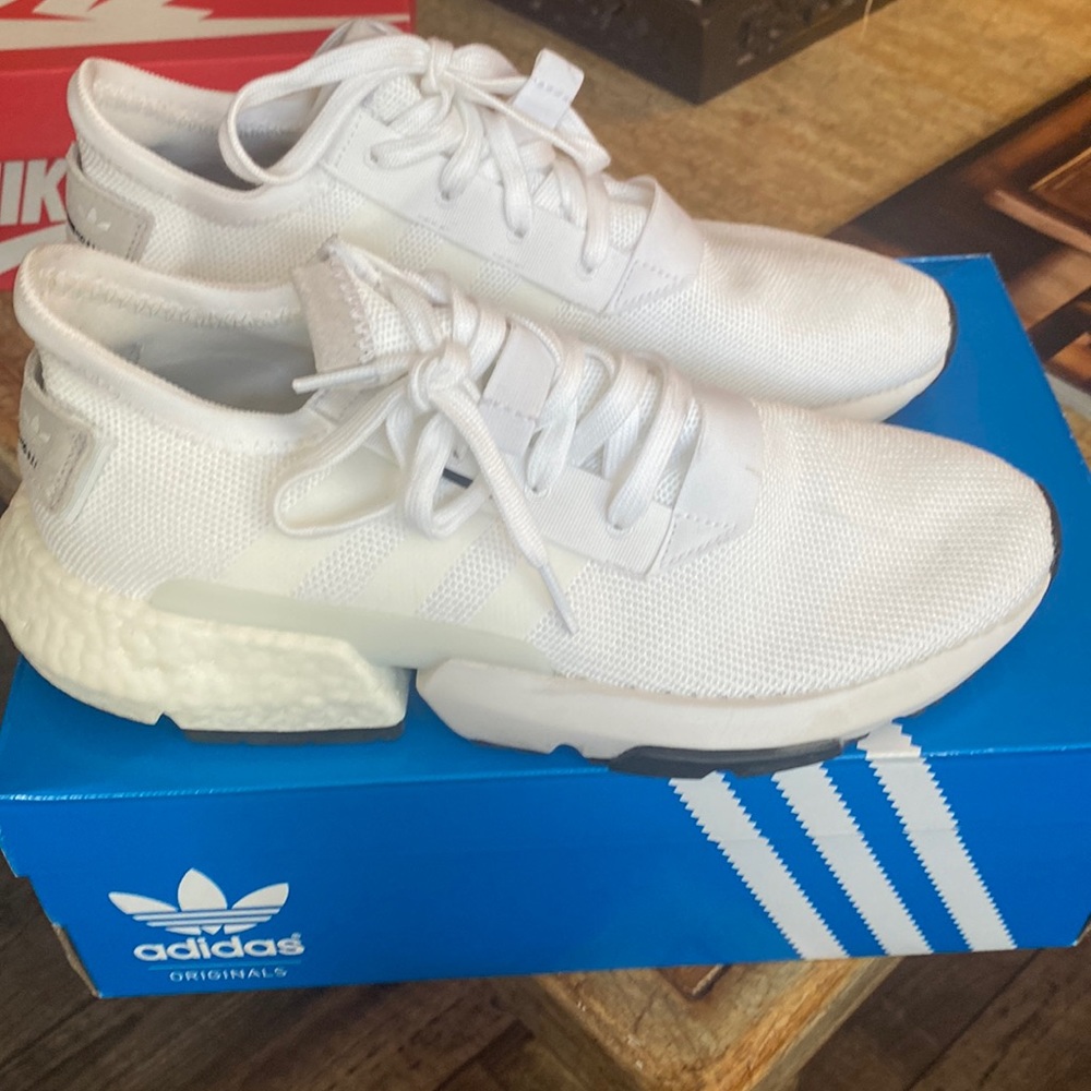 Womens 10 white POD adidas worn once